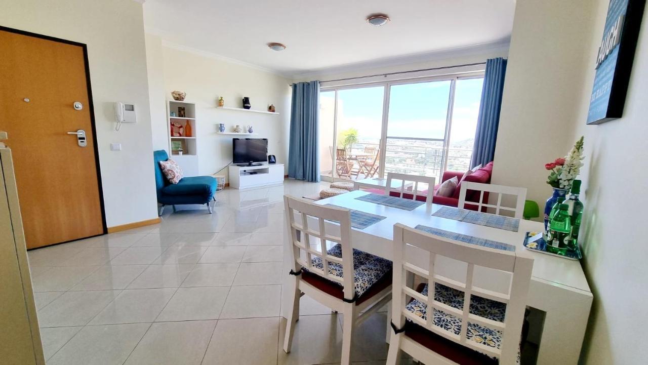 شقة Sea View Penthouse In البوفيرا المظهر الخارجي الصورة